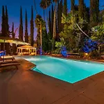 Del Campo Villa